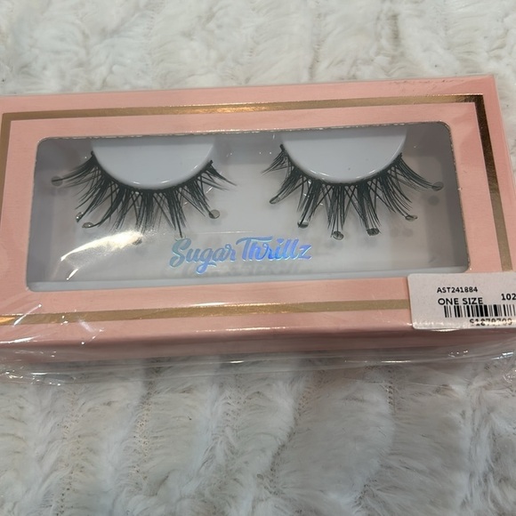 SUGAR THRILLZ DOLLS KILL MAKE UP FACE GEM & EYELASHES BUNDLE NEW W TAGS PINK - Picture 2 of 4